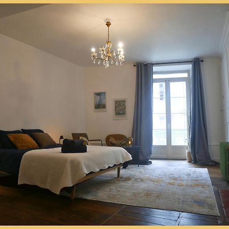 Les Suites De Bellac Exterior photo