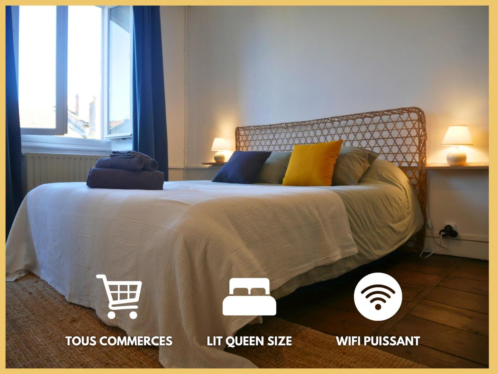Les Suites De Bellac Exterior photo
